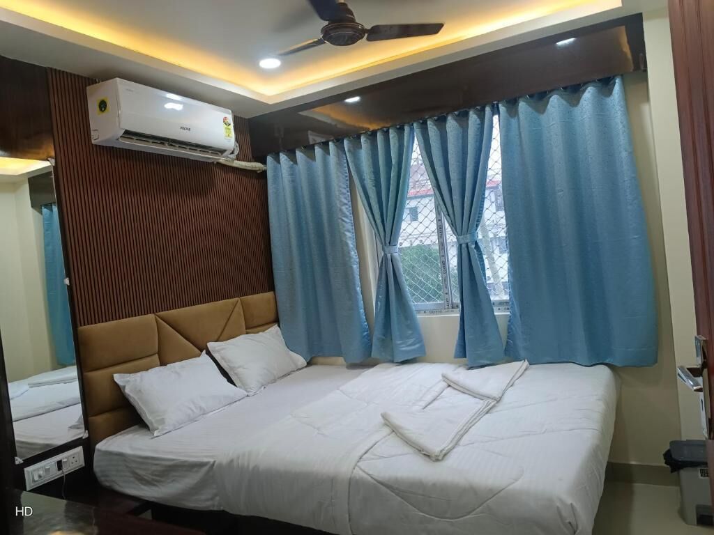 Doppelzimmer, Balkon, Stadtblick