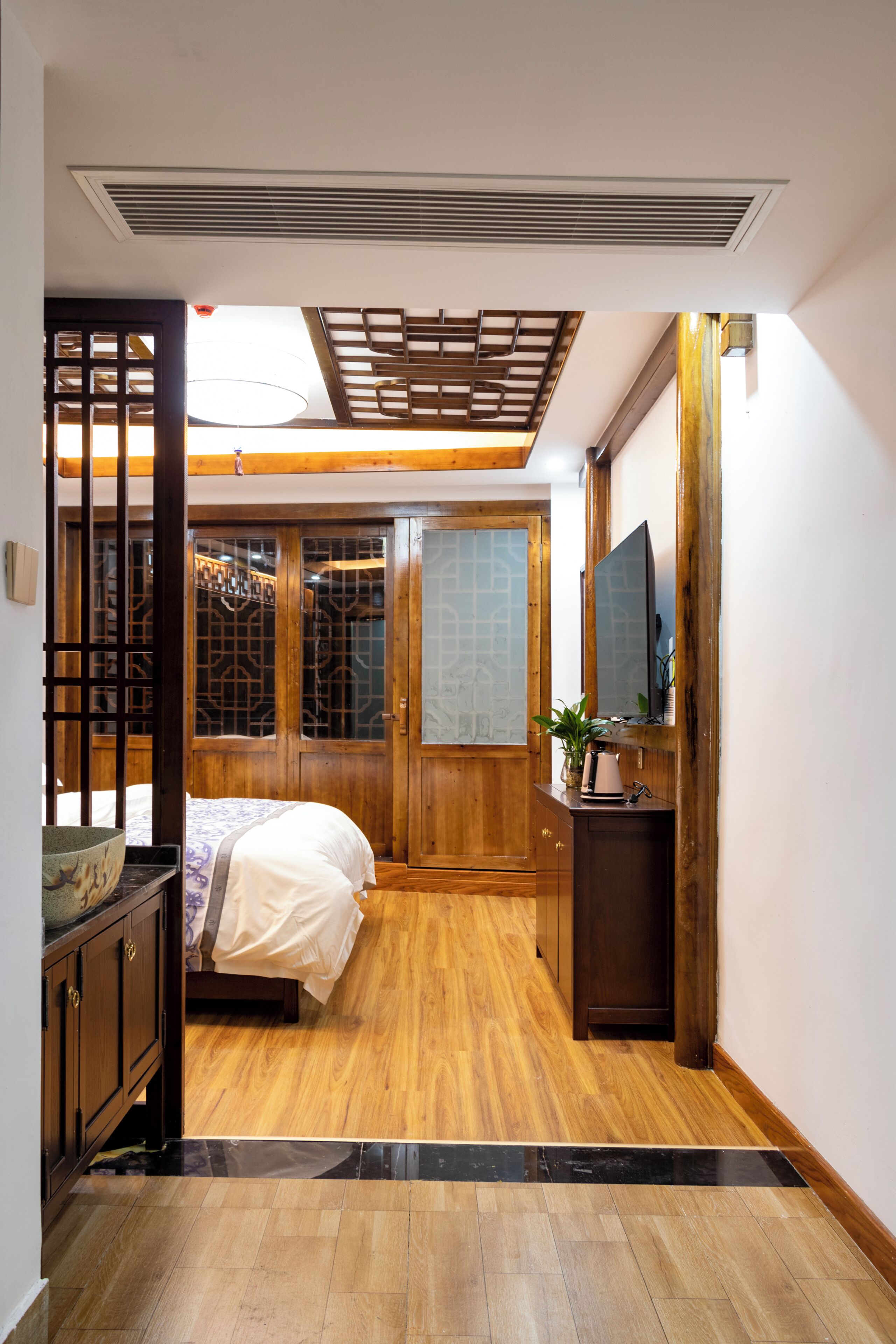 Basic Double Room, River View | Blackout curtains, free WiFi