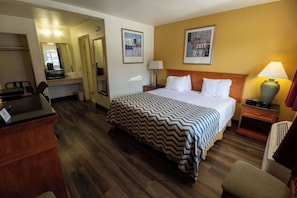 Room - King Bed Non-Smoking (Pendleton OR)