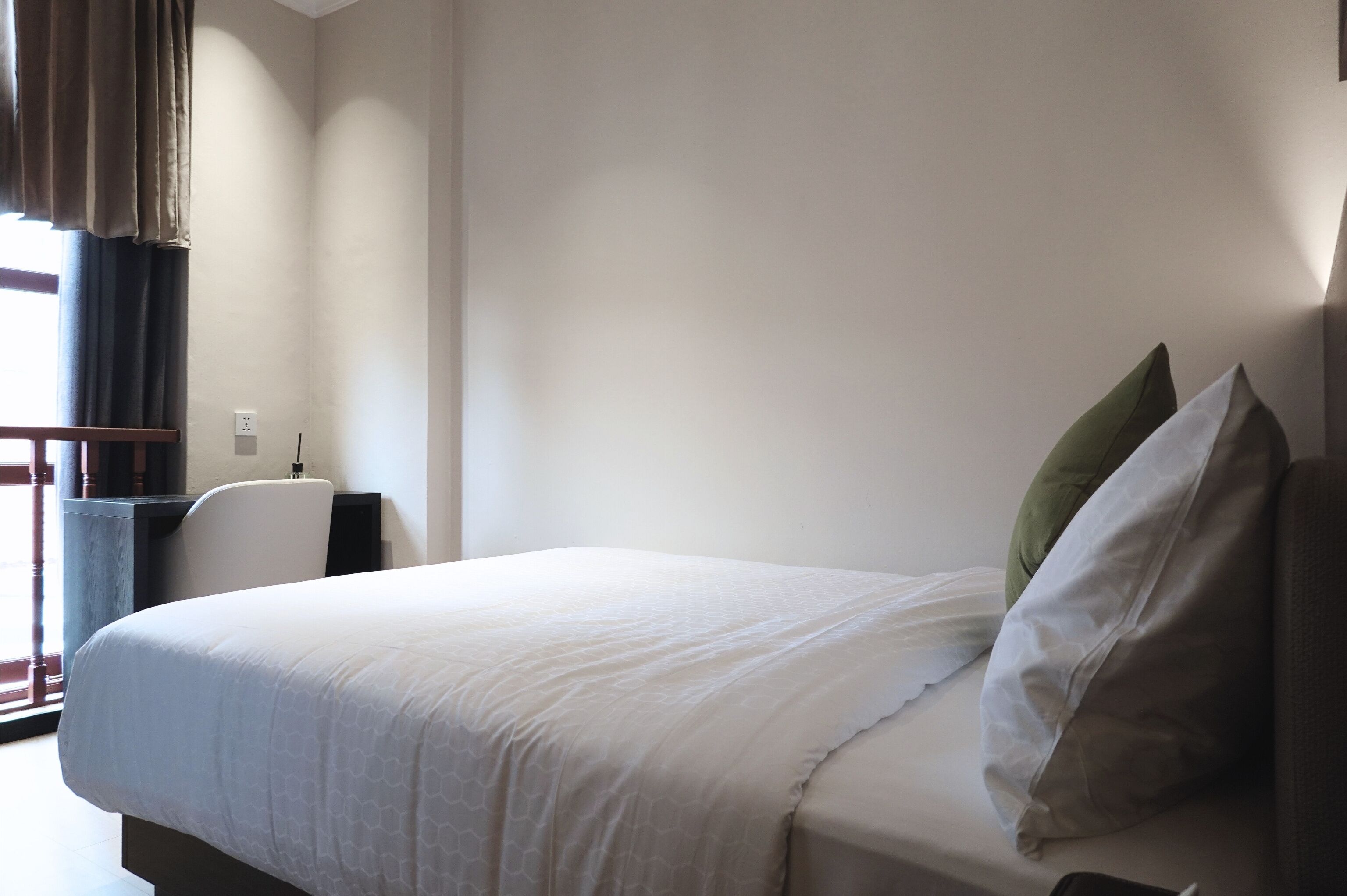 Habitación Deluxe doble | Caja fuerte, tabla de planchar con plancha, wifi gratis