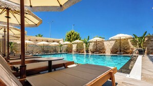Outdoor pool - MAREİN BOUTIQUE HOTEL  (Alanya)