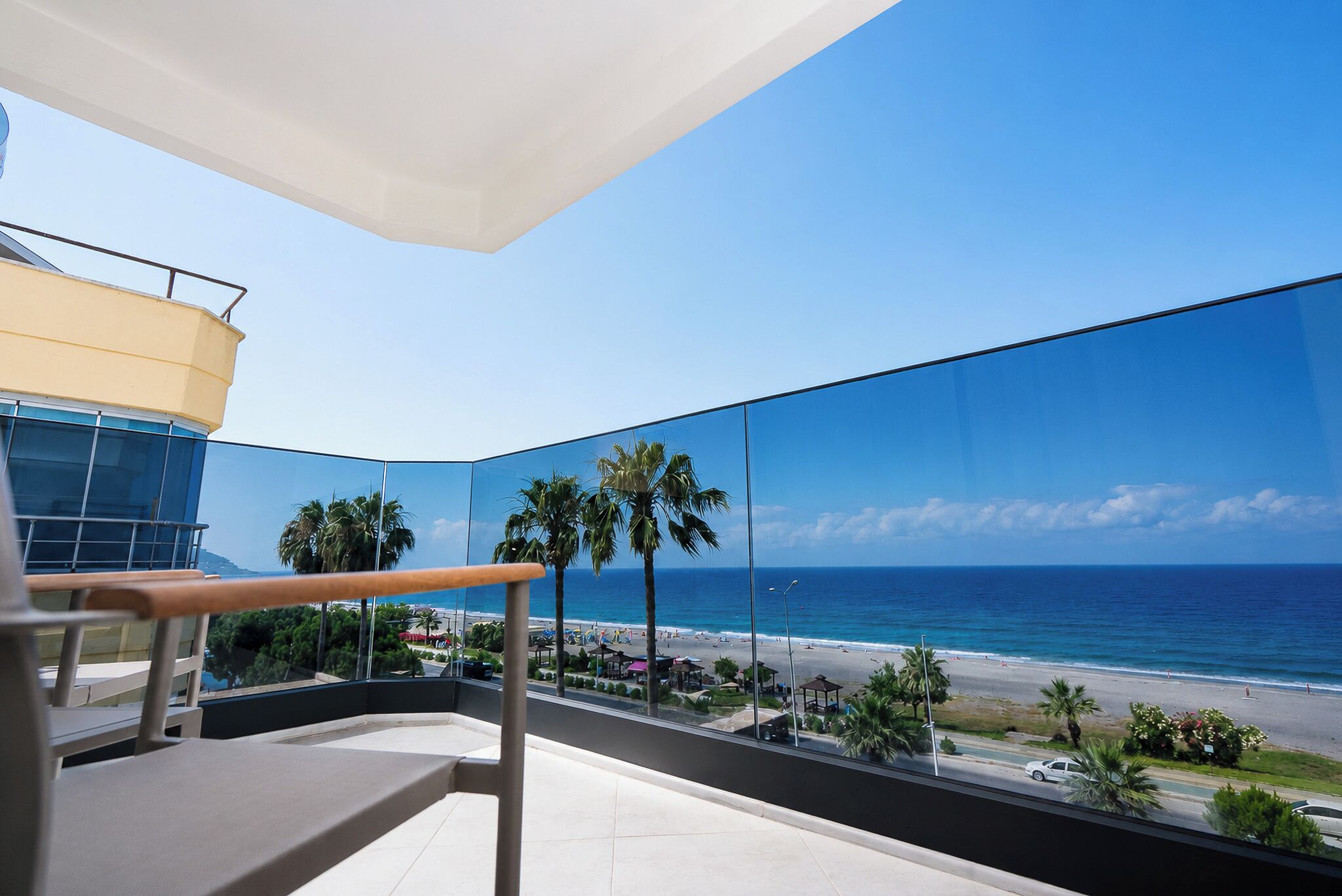 Standard Room with Side Sea View | Enceinte de l’hébergement