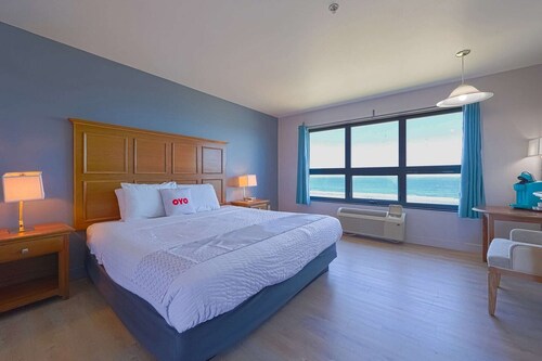 King Bed with Ocean view