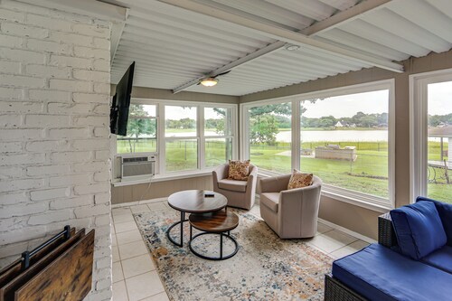 Cedar Creek Lake 'Amarianna Cove' Paradise!