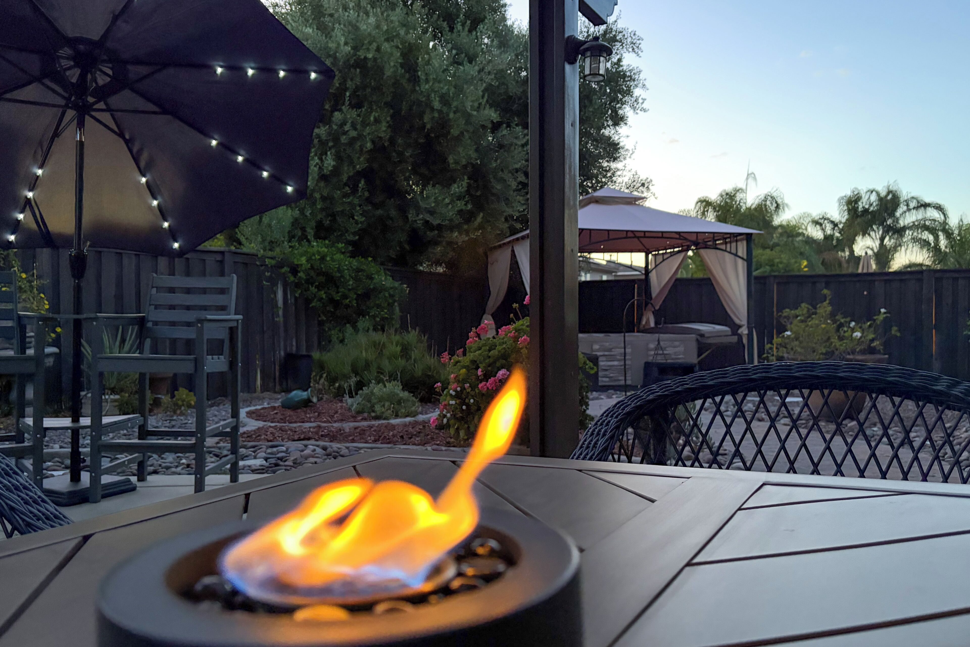 Outdoor dining