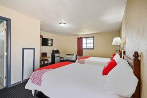 WiFi (free) - Queen Bed Non-Smoking (Lockhart TX)