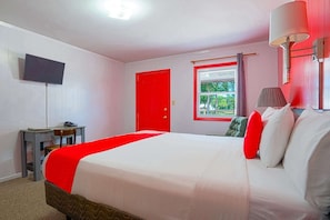 Room - King bed| Non-smoking (Lamberton)