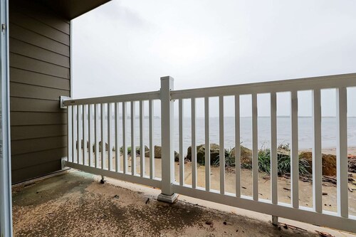 King Suite with Balcony - Ocean View