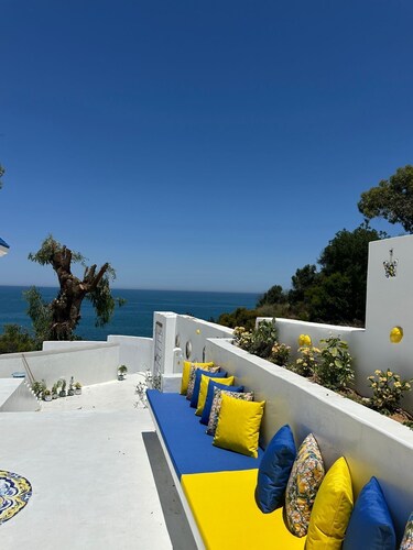 Luxueuse villa de 4 chambres avec piscine privée à Marsa Tunisie