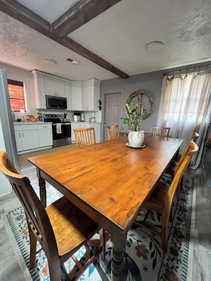 Dining - •Affordable Vintage Bungalow in Ocala, Florida• (Ocala)