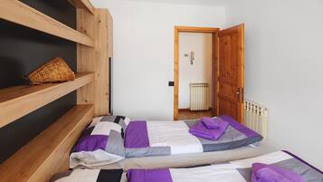 2 habitaciones y ropa de cama