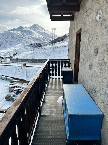 Appartement 'Michela' avec vue sur la montagne et balcon