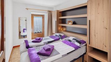 2 Schlafzimmer, Bettwäsche