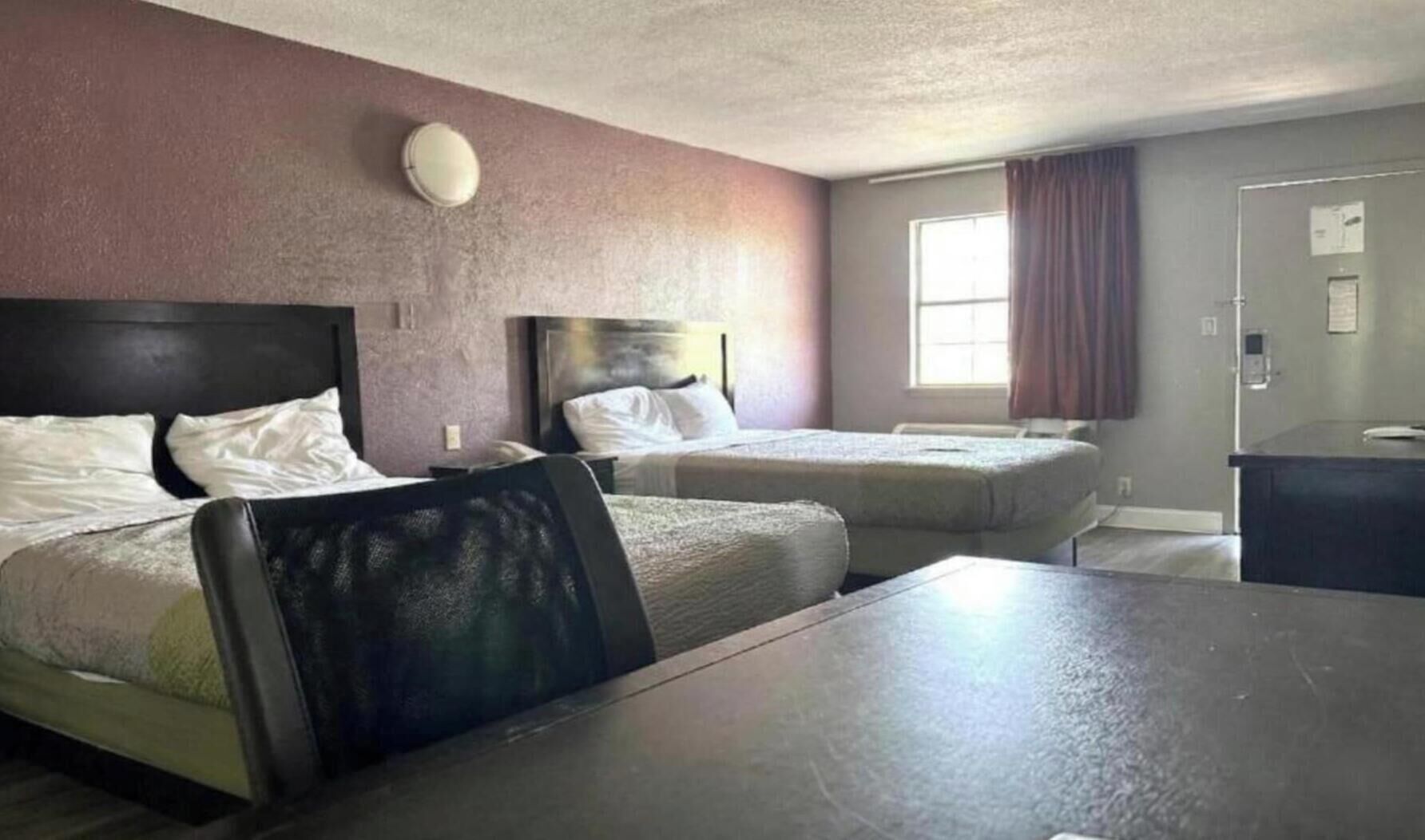 2 Queen Bed | Smoking - Arkansas