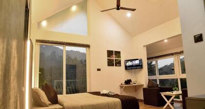 Hilllside Naturestay