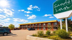 Exterior - 2 Queen Bed | Smoking (Rock Springs,WY)