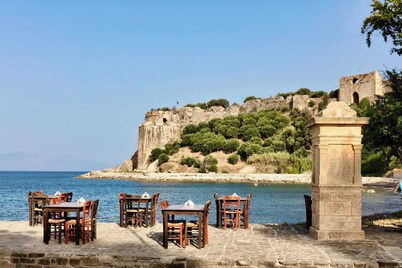 Angira 2 Seaview Escape - Koroni Comfy Getaway