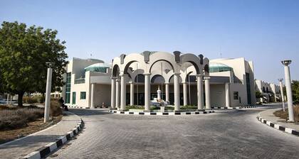 Arabian Palace Hotel