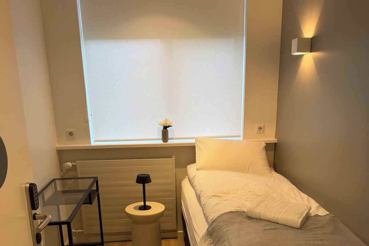 Habitación, 1 cama individual, baño compartido | Wifi gratis