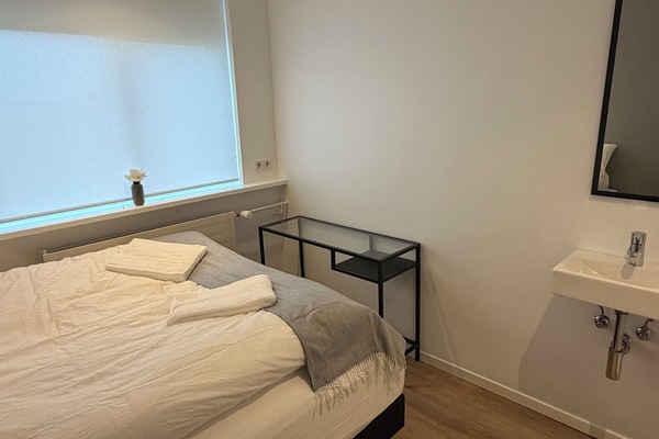 Room, 1 Double Bed, Shared Bathroom | WiFi (free)
