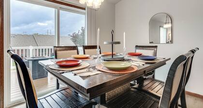 Walking Distance to Scheels Arena - West Fargo