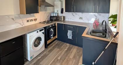 Cool, Calm Georgian Apartment in Shrewsbury