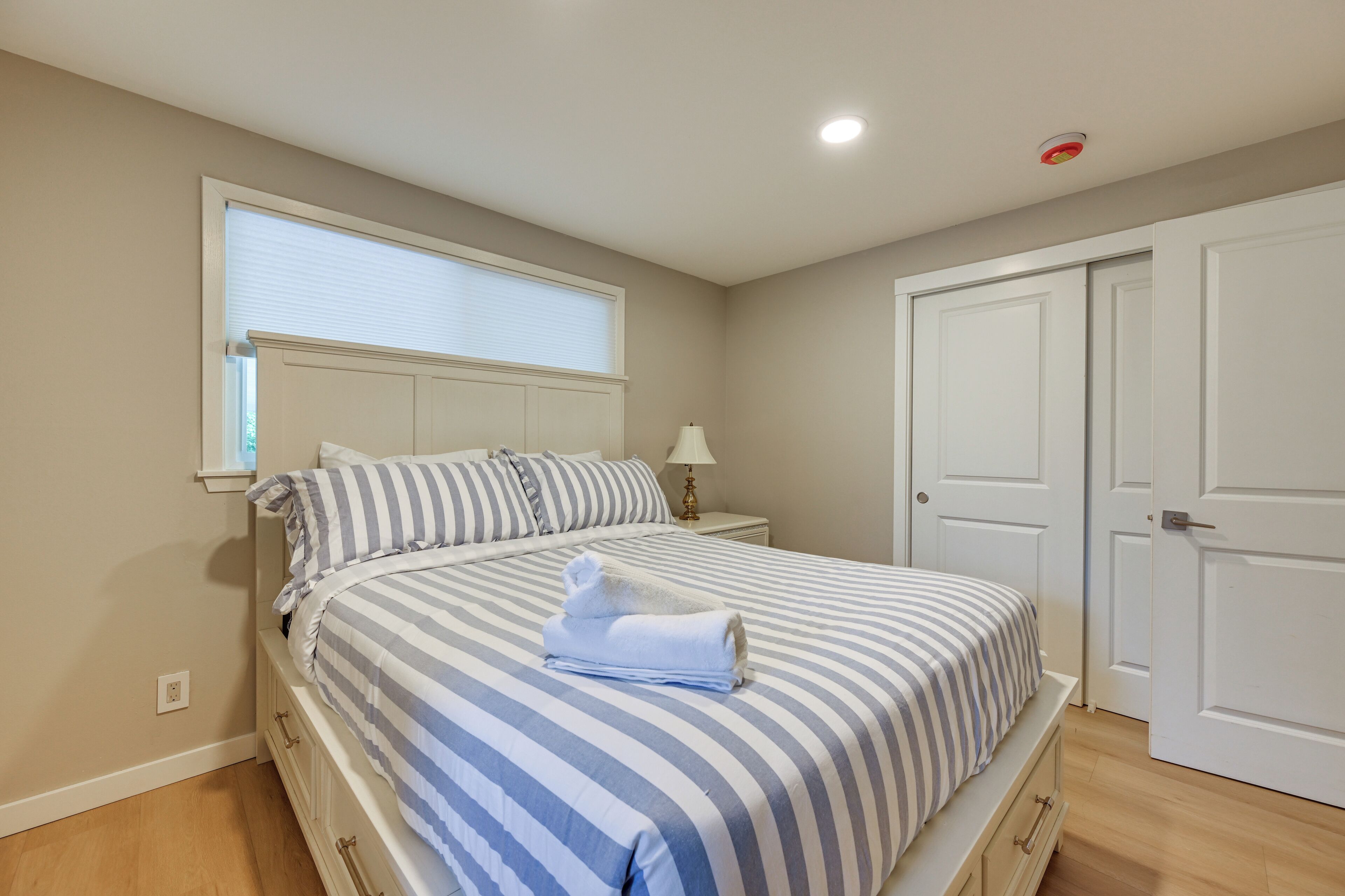 3 bedrooms, iron/ironing board, Internet, bed sheets