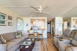 TV - Stroll to Shore: Kihei Gem w/ Pool Access & Views! (Kihei)