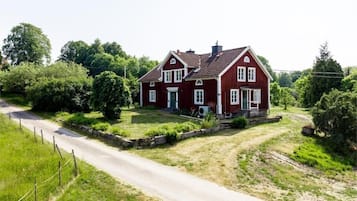 Camera familiare, vista giardino | Esterni