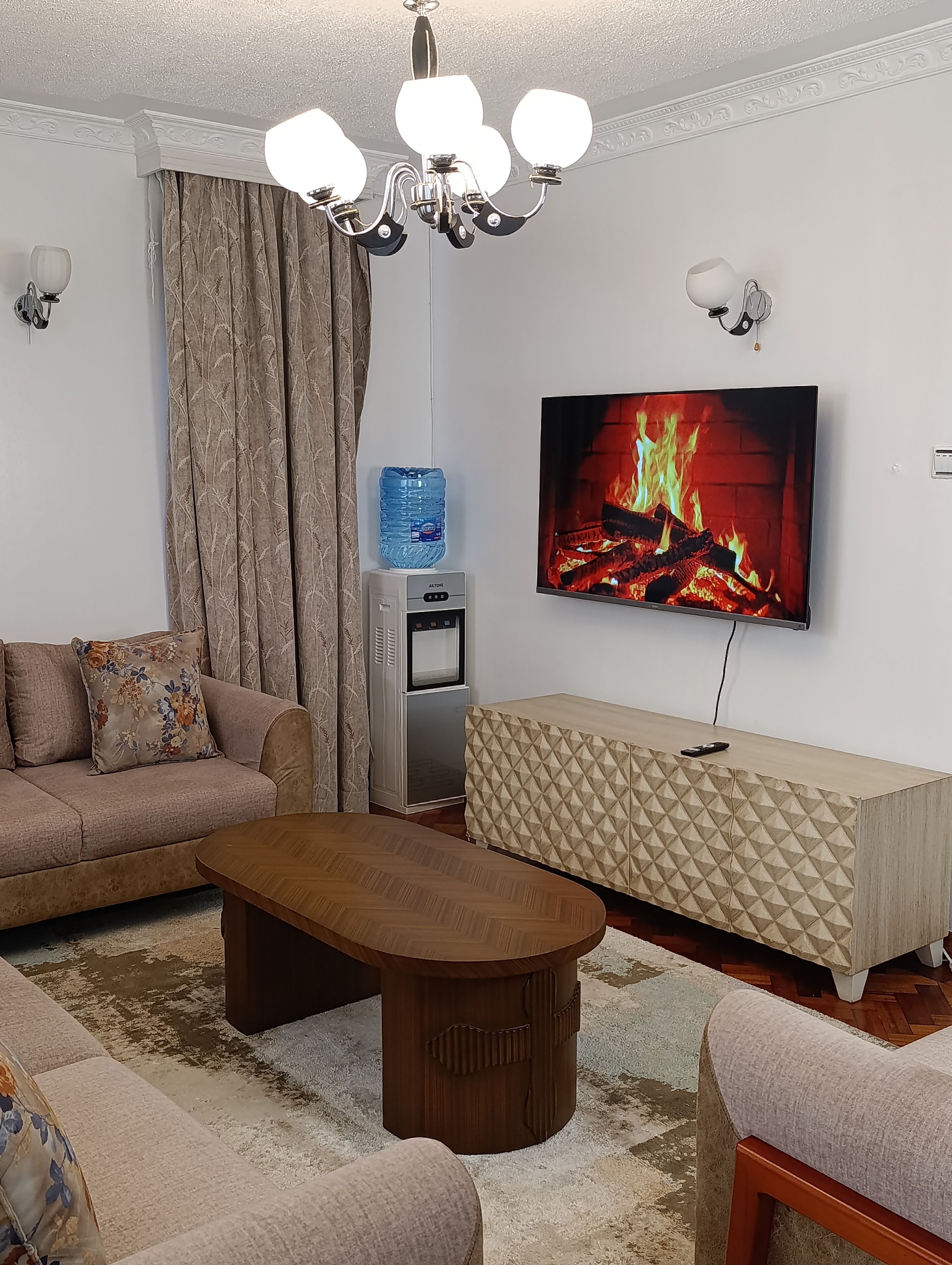 Apartamento Confort, balcón, vistas a la ciudad | Zona de estar
