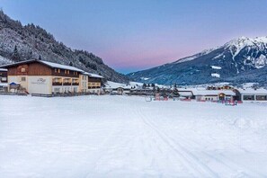 Exterior - Aparthotel Alpen Chalet (Neukirchen)