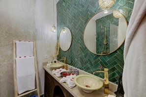 Standard Double Room | Bathroom - Riad rouge imperial (Marrakech)