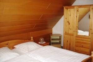 Room - Holiday apartment in Borkum with parking (Borkum)