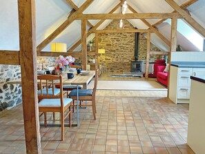 Dining - 2 bedroom accommodation in Dulverton (Dulverton)