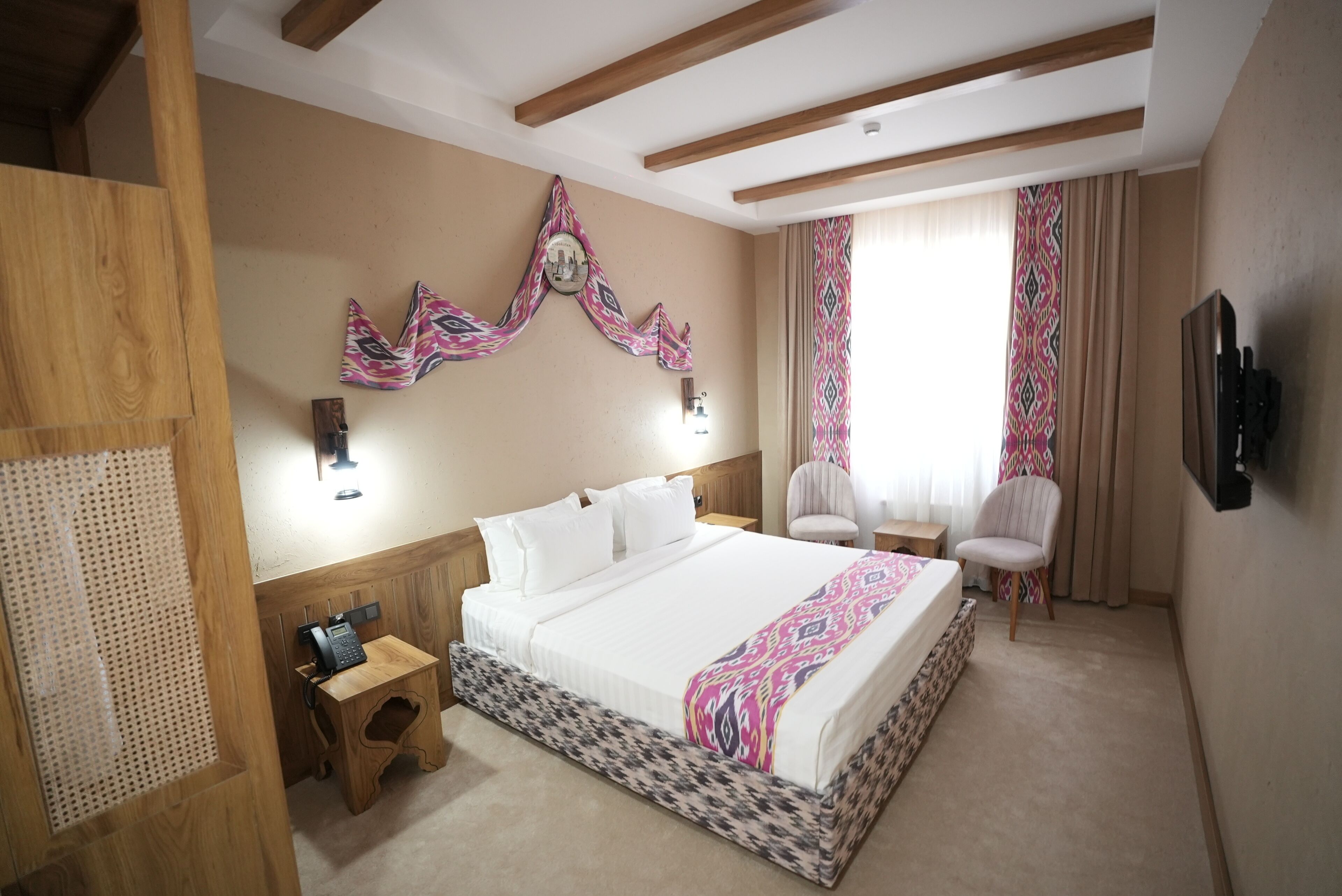 Standard Double Room | Bar mini, Wi-fi percuma, cadar katil 