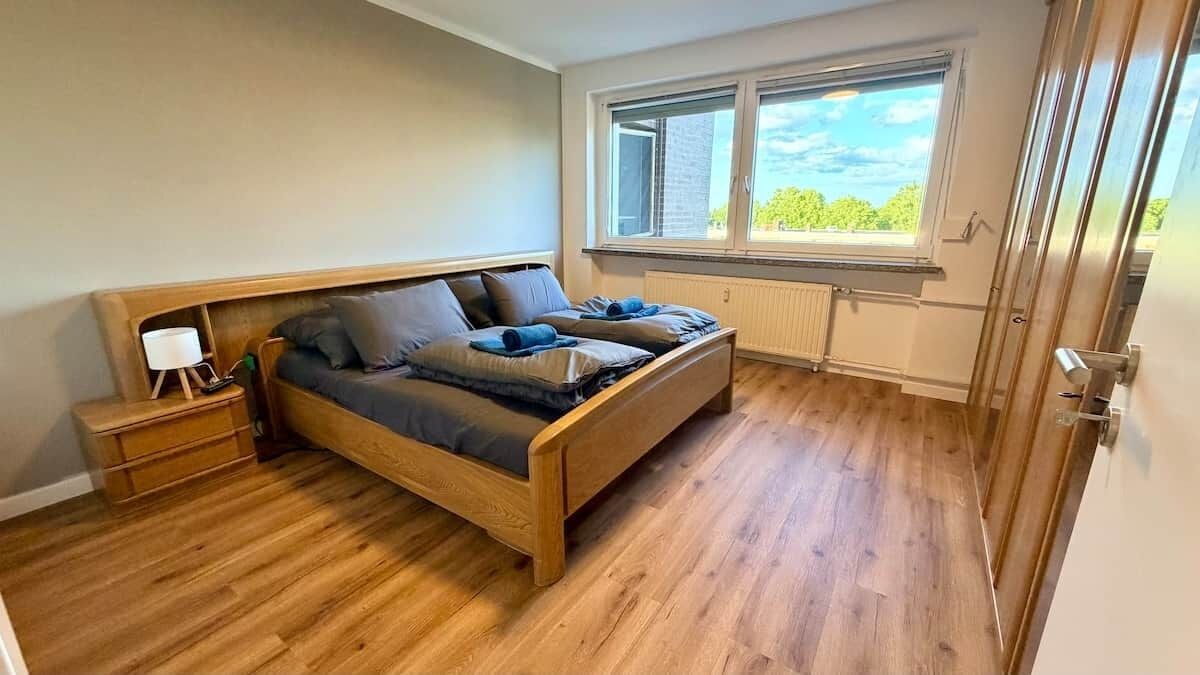 Bügeleisen/Bügelbrett, WLAN, Bettwäsche