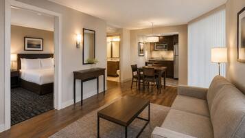 Economy Room | Living area