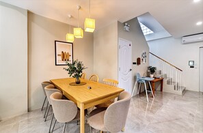 Dining - Brand New Serene House | Shared Pool | 2 km to Chaweng Beach (Koh Samui)