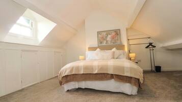 3 bedrooms, free WiFi, individually decorated, individually furnished