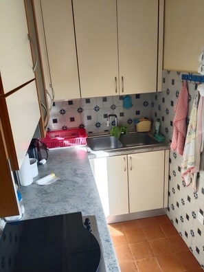 Fridge, oven, stovetop, coffee/tea maker - Bellavista Levante Costa dei Trabocchi (Termini)