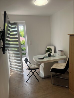 Interior - Beautiful vacation rental 200 meters from Lake Balaton for up to 3 people, with a balcony (Siófok)