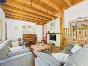 TV - House for 8, fenced garden, terrace & BBQ (Fouesnant)