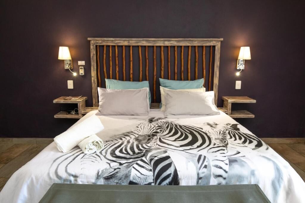 In-room safe, desk, soundproofing, free WiFi