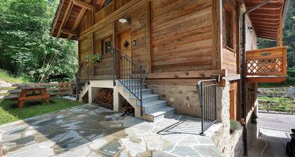 Chalet 'Maso Rubino' with Mountain View, Balcony and Wi-Fi