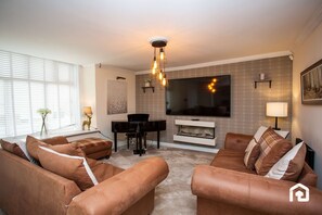 TV, offices - Vacant Nests  Relaxing Rural Cottage  Scenic (Wearhead)