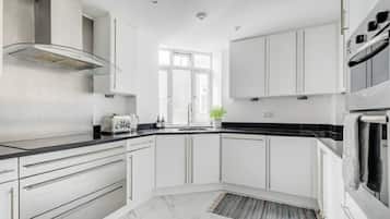 Appartement, 4 chambres, accessible aux personnes à mobilité réduite | Intérieur