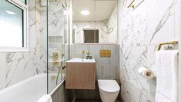 Appartement, 3 slaapkamers | Badkamer