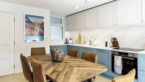 Apartamento, 3 quartos | Cozinha privada