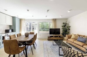 Appartement, 3 slaapkamers | Dineerruimte