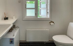 Shower - Nice home in Vig with WiFi (Vig)